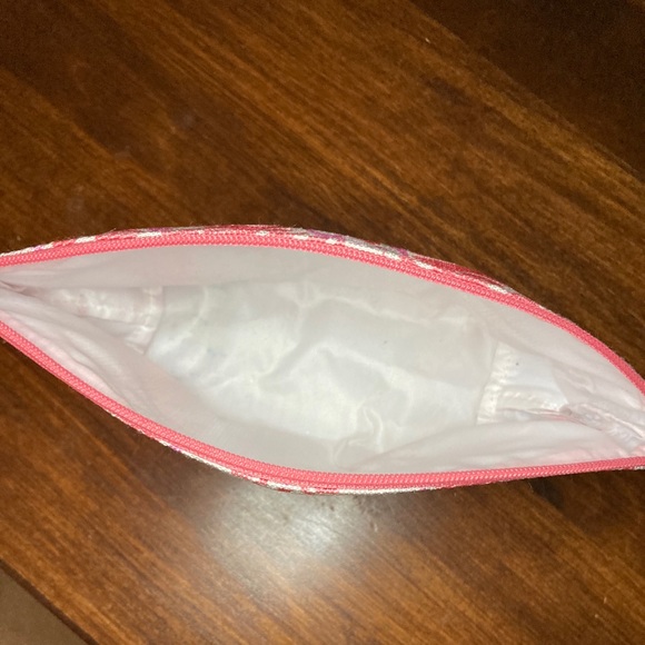 Clinique Orange and Pink Makeup Case - Picture 3 of 3